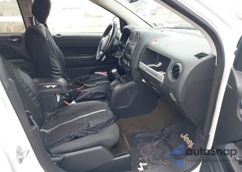 2016 Jeep Compass Sport из США, поврежденный, VIN 1C4NJDBB9GD751271